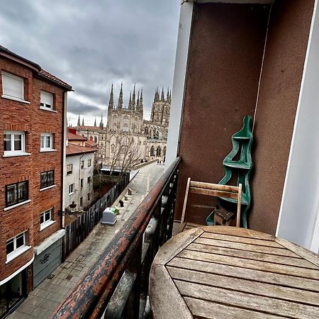 Atuaire Home Vista Catedral De Burgos Luaran gambar